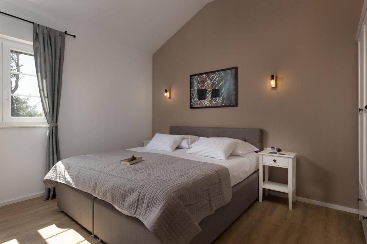 Villa Mediterra Prima Nin Bagian luar foto
