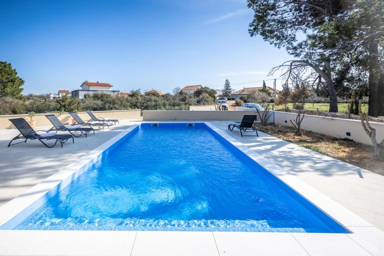 Villa Mediterra Prima Nin Bagian luar foto