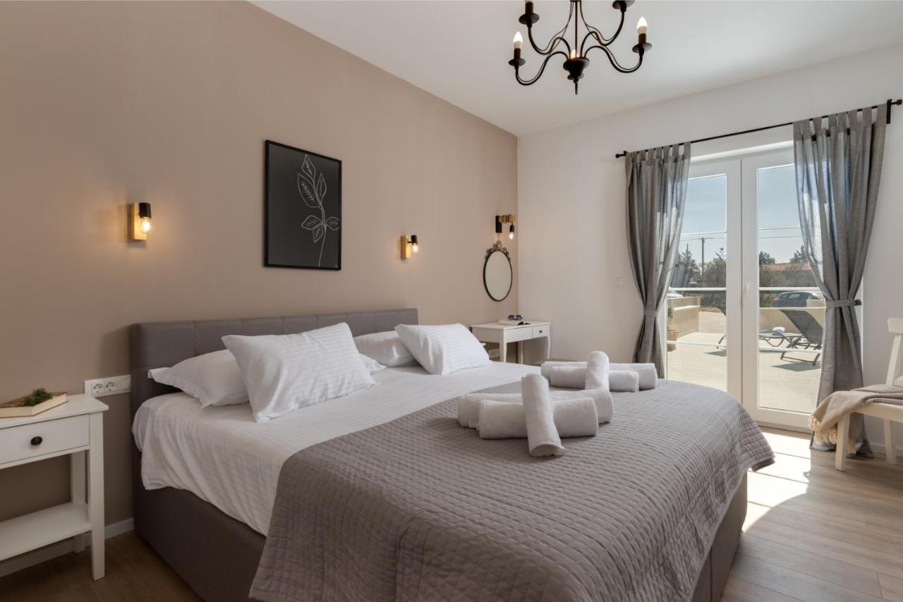 Villa Mediterra Prima Nin Bagian luar foto